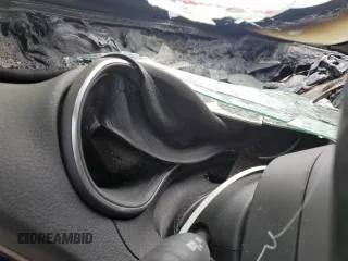 2020 Jeep Cherokee Latitude z VIN 1C4PJLCB5LD639448, wystawiony jako Copart lot #51367675 z przebiegiem Nie podano mil oraz Nie do naprawy • Non repairable. Historia ofert i sprzedaży dostępna na DreamBid. Obrazek 9.