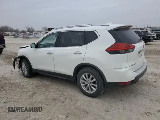 2017 Nissan Rogue SV z VIN JN8AT2MT2HW145906, wystawiony jako Copart lot #44568115 z przebiegiem 104 561 mil mil oraz Szkoda całkowita • Salvage title. Historia ofert i sprzedaży dostępna na DreamBid. Obrazek 2.