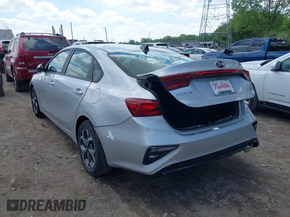 2021 Kia Forte LXS with VIN 3KPF24AD4ME302515, listed as a IAAI auction lot 42204617 with 33,354 mi miles and . Bid and sale history available at DreamBid. Image 3.