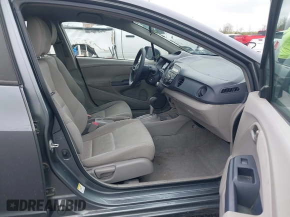 2010 Honda Insight LX with VIN JHMZE2H55AS041684, listed as a IAAI auction lot 42222564 with 296,830 mi miles and . Bid and sale history available at DreamBid. Image 5.