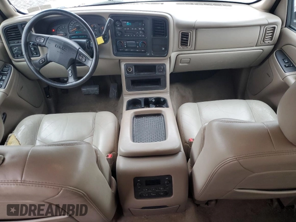 2005 GMC Yukon XL SLT with VIN 3GKFK16Z75G227760, listed as a Copart auction lot 44544015 with 204,858 mi miles and Salvage Title. Bid and sale history available at carsss.com. Image 8.