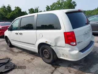 2011 Dodge Grand Caravan z VIN 2D4JN1AG3BR789019, wystawiony jako IAAI lot #42391737 z przebiegiem 128 136 mil mil oraz . Historia ofert i sprzedaży dostępna na DreamBid. Obrazek 6.