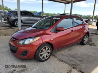 2014 Mazda 2 Sport z VIN JM1DE1KY8E0181304, wystawiony jako Copart lot #55483985 z przebiegiem 211 437 mil mil oraz Szkoda całkowita • Salvage title. Historia ofert i sprzedaży dostępna na DreamBid. Obrazek 1.