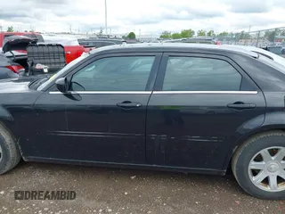 2005 Chrysler 300 Touring with VIN 2C3AA53G85H155393, listed as a IAAI auction lot 42171752 with 225,385 mi miles and . Bid and sale history available at DreamBid. Image 15.