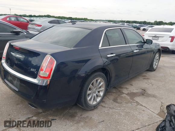 2012 Chrysler 300 C z VIN 2C3CCAET9CH279806, wystawiony jako IAAI lot #42385827 z przebiegiem 148 708 mil mil oraz . Historia ofert i sprzedaży dostępna na DreamBid. Obrazek 4.