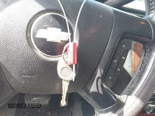2008 Chevrolet Avalanche 3LT z VIN 3GNEC12098G178598, wystawiony jako IAAI lot #42169200 z przebiegiem 285 807 mil mil oraz . Historia ofert i sprzedaży dostępna na DreamBid. Obrazek 11.