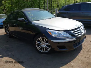 2013 Hyundai Genesis 3.8L with VIN KMHGC4DD6DU251108, listed as a IAAI auction lot 42175314 with 133,694 mi miles. Bid and sale history available at carsss.com. Image 1.