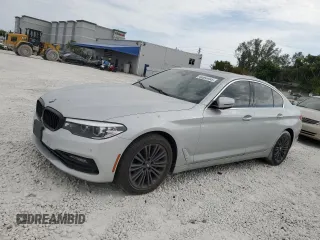 2018 BMW 5 Series 530i xDrive with VIN WBAJA7C51JWC76882, listed as a Copart auction lot 49392495 with 59,985 mi miles and Clean Title. Bid and sale history available at carsss.com. Image 1.