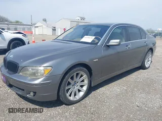 2006 BMW 7 Series 750Li with VIN WBAHN83536DT39909, listed as a IAAI auction lot 42159139 with 107,734 mi miles. Bid and sale history available at carsss.com. Image 2.