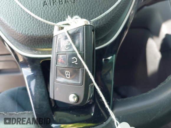 2021 Volkswagen Golf TSI z VIN 3VWG57AU4MM008113, wystawiony jako IAAI lot #42053444 z przebiegiem 24 449 mil mil oraz . Historia ofert i sprzedaży dostępna na DreamBid. Obrazek 11.