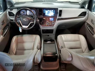 2017 Toyota Sienna XLE с VIN 5TDDZ3DC0HS180957, выставлен на аукционе Copart как лот 58753055 с пробегом 266 438 миль миль и Чистый • Clean title. История ставок и продаж доступна на DreamBid. Изображение 8.