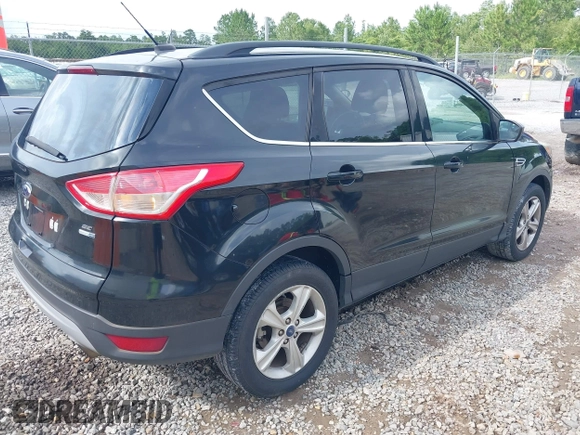 2013 Ford Escape SE с VIN 1FMCU9G96DUD66081, выставлен на аукционе IAAI как лот 42516401 с пробегом Не указан миль и . История ставок и продаж доступна на DreamBid. Изображение 4.