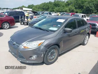 2012 Ford Focus SE z VIN 1FAHP3F24CL294391, wystawiony jako IAAI lot #42545359 z przebiegiem 190 904 mil mil oraz . Historia ofert i sprzedaży dostępna na DreamBid. Obrazek 2.