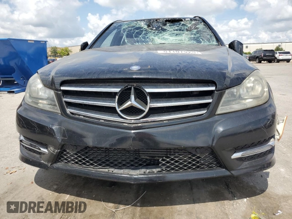2014 Mercedes-Benz C 250 Sport with VIN WDDGF4HB5EG240448, listed as a Copart auction lot 61107925 with 105,651 mi miles and Clean title. Bid and sale history available at DreamBid. Image 5.