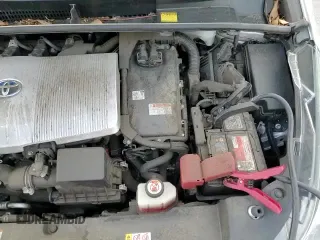 2018 Toyota Prius Two с VIN JTDKBRFU9J3584982, выставлен на аукционе Copart как лот 84051655 с пробегом 75 967 миль миль и Списание • Salvage title. История ставок и продаж доступна на DreamBid. Изображение 13.