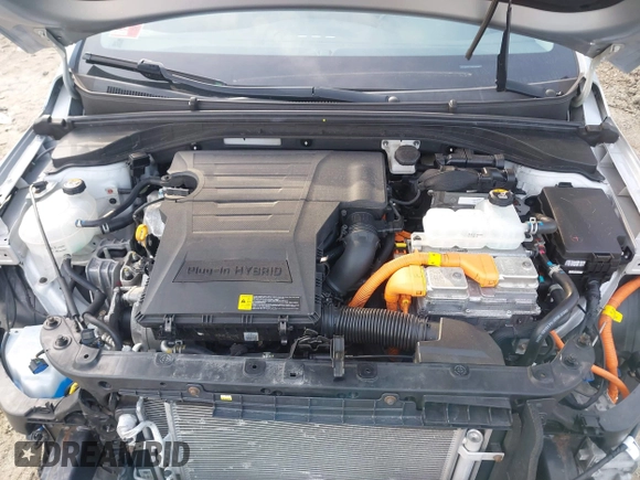 2019 Hyundai Ioniq z VIN KMHC65LD6KU181846, wystawiony jako IAAI lot #41752970 z przebiegiem 76 272 mil mil oraz . Historia ofert i sprzedaży dostępna na DreamBid. Obrazek 10.