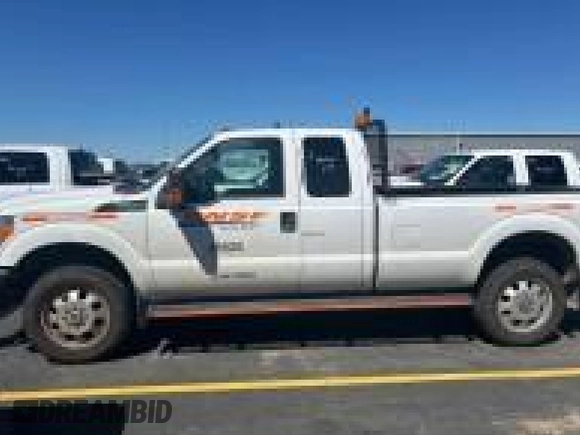 2016 Ford F-250 XLT with VIN 1FT7X2B67GEB70957, listed as a IAAI auction lot 42843825 with 215,003 mi miles and . Bid and sale history available at DreamBid. Image 28.