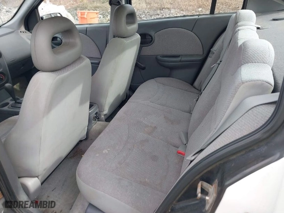 2004 Saturn ION with VIN 1G8AG52F94Z139117, listed as a IAAI auction lot 41776010 with 167,526 mi miles. Bid and sale history available at carsss.com. Image 8.
