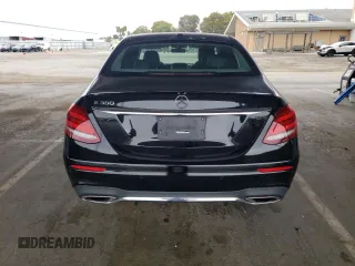 2017 Mercedes-Benz E 300 Luxury with VIN WDDZF4JB9HA067009, listed as a Copart auction lot 60285755 with 81,776 mi miles and Salvage title. Bid and sale history available at DreamBid. Image 6.