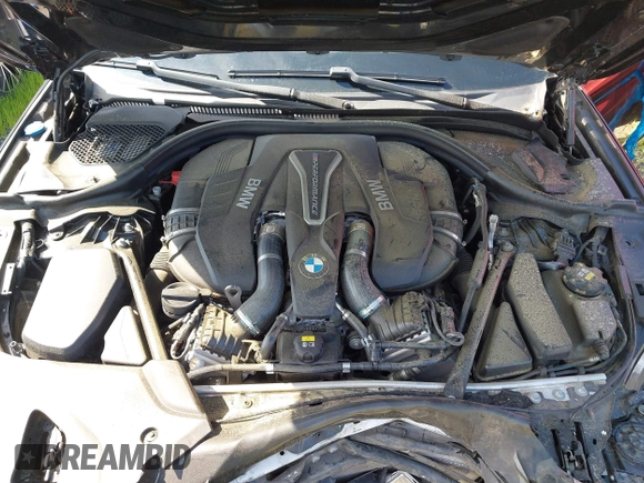 2018 BMW 5 Series M550i xDrive с VIN WBAJB9C59JB286170, выставлен на аукционе IAAI как лот 42726658 с пробегом Не указан миль и . История ставок и продаж доступна на DreamBid. Изображение 10.