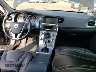 2017 Volvo S60 Dynamic with VIN YV126MFL2H2431367, listed as a Copart auction lot 61649853 with 80,635 mi miles. Bid and sale history available at carsss.com. Image 8.