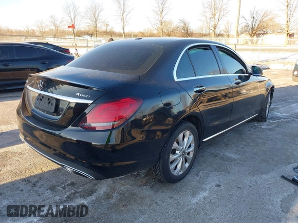2019 Mercedes-Benz C 300 with VIN 55SWF8EB1KU305740, listed as a IAAI auction lot 41288686 with 101,908 mi miles and . Bid and sale history available at carsss.com. Image 4.