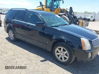 2008 Cadillac SRX RWD z VIN 1GYEE637980160144, wystawiony jako IAAI lot #42313075 z przebiegiem 209 650 mil mil oraz . Historia ofert i sprzedaży dostępna na DreamBid. Obrazek 1.