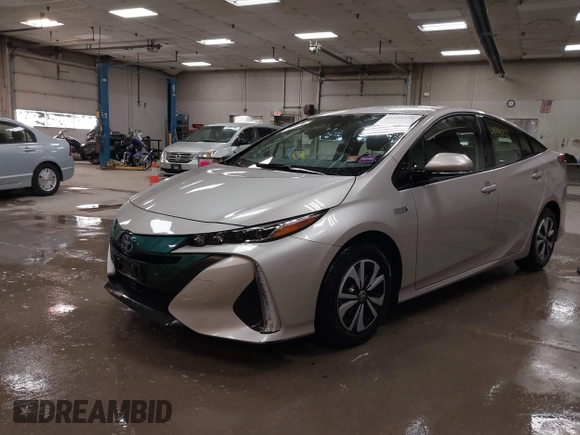 2017 Toyota Prius Plus z VIN JTDKARFP1H3044307, wystawiony jako IAAI lot #41440321 z przebiegiem 40 512 mil mil oraz . Historia ofert i sprzedaży dostępna na DreamBid. Obrazek 20.