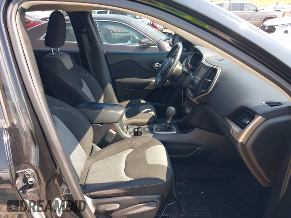 2017 Jeep Cherokee Altitude с VIN 1C4PJLAS6HW654863, выставлен на аукционе IAAI как лот 42477192 с пробегом 58 501 миль миль и . История ставок и продаж доступна на DreamBid. Изображение 5.