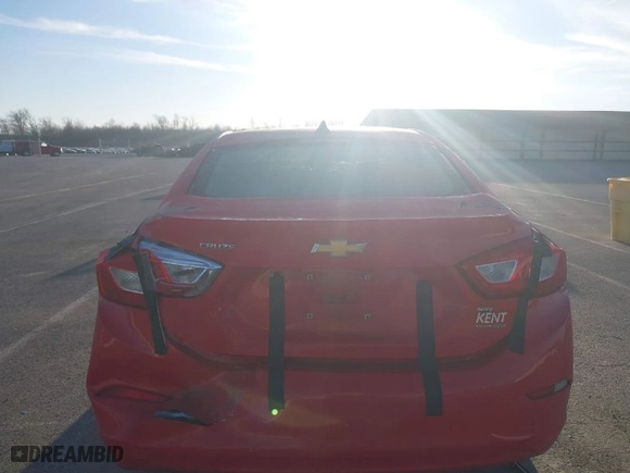 2018 Chevrolet Cruze LS with VIN 1G1BC5SM2J7179530, listed as a IAAI auction lot 41835912 with 91,700 mi miles. Bid and sale history available at carsss.com. Image 6.