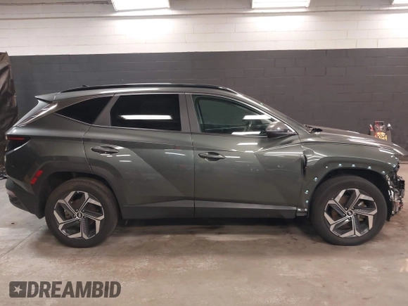 2022 Hyundai Tucson SEL Convenience with VIN KM8JFCA11NU080691, listed as a IAAI auction lot 42106350 with 81,477 mi miles and . Bid and sale history available at carsss.com. Image 14.