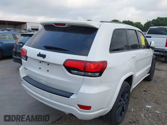 2017 Jeep Grand Cherokee Altitude z VIN 1C4RJFAG3HC707171, wystawiony jako IAAI lot #42145431 z przebiegiem 82 199 mil mil oraz . Historia ofert i sprzedaży dostępna na DreamBid. Obrazek 4.