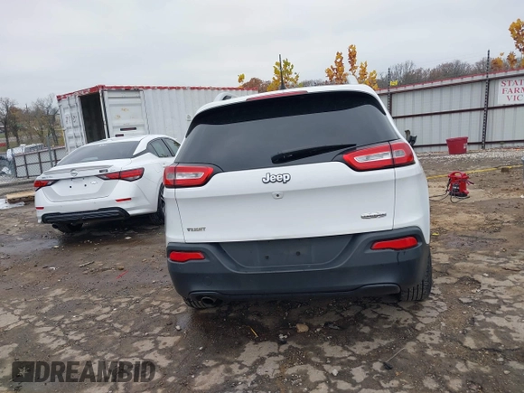 2018 Jeep Cherokee Latitude Plus with VIN 1C4PJLLBXJD514085, listed as a IAAI auction lot 40934899 with 153,619 mi miles. Bid and sale history available at carsss.com. Image 16.