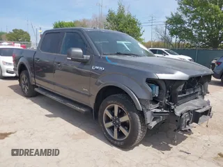 2016 Ford F-150 XLT with VIN 1FTEW1EG6GFD60350, listed as a IAAI auction lot 41843912 with 137,308 mi miles. Bid and sale history available at carsss.com. Image 1.