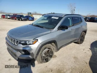 2022 Jeep Compass Latitude with VIN 3C4NJDBB8NT106246, listed as a Copart auction lot 55585645 with Not provided miles and Clean title. Bid and sale history available at DreamBid. Image 1.