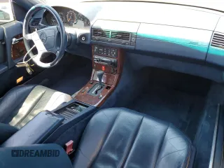 1992 Mercedes-Benz 500 z VIN WDBFA66E7NF049079, wystawiony jako Copart lot #52642285 z przebiegiem 69 976 mil mil oraz Szkody całkowita. Historia ofert i sprzedaży dostępna na DreamBid. Obrazek 8.