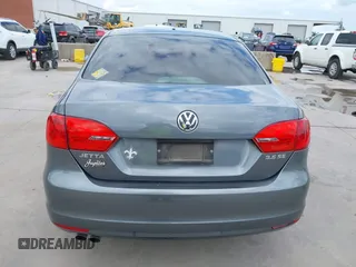 2013 Volkswagen Jetta SE with VIN 3VWDX7AJ6DM442987, listed as a IAAI auction lot 42240855 with 150,540 mi miles and . Bid and sale history available at DreamBid. Image 15.