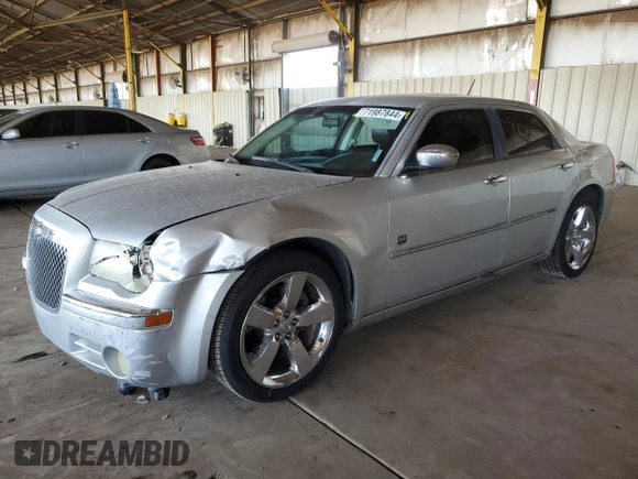 2008 Chrysler 300 Touring with VIN 2C3KA53G08H329529, listed as a Copart auction lot 71987844 with 178,929 mi miles and Salvage Title. Bid and sale history available at carsss.com. Image 1.