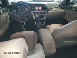 2017 Hyundai Sonata Hybrid SE with VIN KMHE24L19HA048576, listed as a Copart auction lot 53164213 with 101,715 mi miles. Bid and sale history available at carsss.com. Image 8.