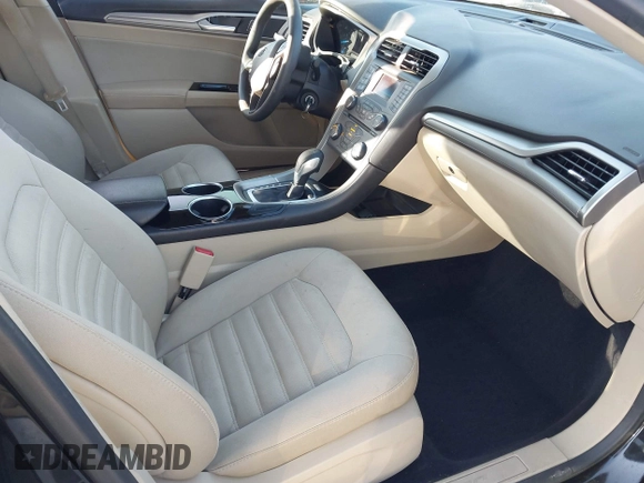 2013 Ford Fusion SE with VIN 3FA6P0H74DR201533, listed as a IAAI auction lot 41991723 with 150,318 mi miles and . Bid and sale history available at DreamBid. Image 5.