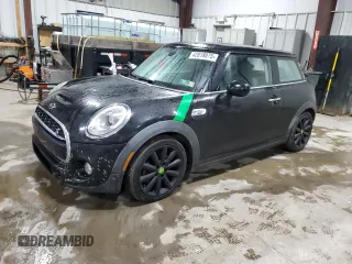 2016 MINI Hardtop S with VIN WMWXP7C58G3B49744, listed as a Copart auction lot 42818875 with 92,394 mi miles and Salvage Title. Bid and sale history available at DreamBid. Image 1.