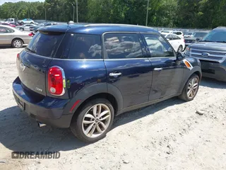 2012 MINI Countryman with VIN WMWZB3C5XCWM06084, listed as a IAAI auction lot 42744454 with 177,231 mi miles and . Bid and sale history available at DreamBid. Image 4.