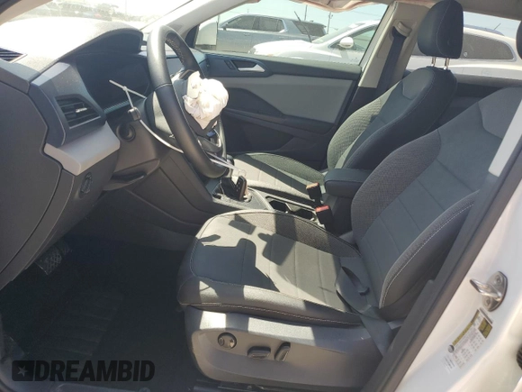 2022 Volkswagen Taos SE z VIN 3VVRX7B28NM063198, wystawiony jako Copart lot #56203605 z przebiegiem 35 220 mil mil oraz Szkoda całkowita • Salvage title. Historia ofert i sprzedaży dostępna na DreamBid. Obrazek 7.