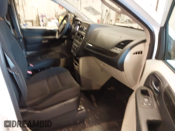 2017 Dodge Grand Caravan SE with VIN 2C4RDGBG4HR736309, listed as a IAAI auction lot 41993938 with 105,213 mi miles and . Bid and sale history available at DreamBid. Image 5.