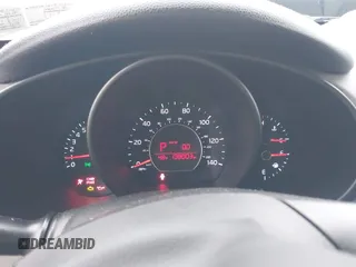 2015 Kia Soul z VIN KNDJN2A20F7125131, wystawiony jako IAAI lot #42231466 z przebiegiem 138 003 mil mil oraz . Historia ofert i sprzedaży dostępna na DreamBid. Obrazek 7.