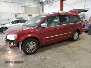 2015 Chrysler Town & Country Touring-L with VIN 2C4RC1CG1FR674900, listed as a Copart auction lot 53562085 with 99,030 mi miles and Clean Title. Bid and sale history available at carsss.com. Image 1.