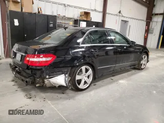 2012 Mercedes-Benz E 350 Luxury with VIN WDDHF5KB0CA605038, listed as a Copart auction lot 88743085 with 147,275 mi miles and Salvage Title. Bid and sale history available at DreamBid. Image 3.