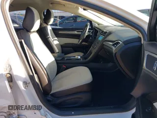 2020 Ford Fusion SE with VIN 3FA6P0HD2LR230033, listed as a IAAI auction lot 41815896 with 78,627 mi miles. Bid and sale history available at carsss.com. Image 5.