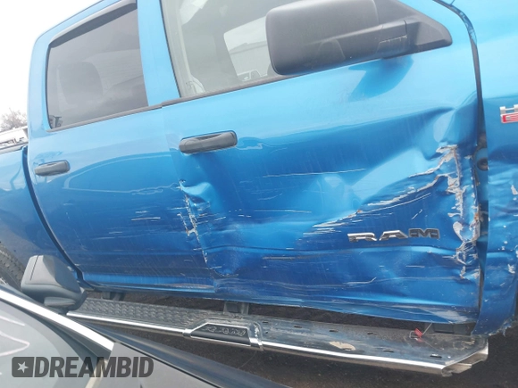 2020 Ram 2500 Tradesman with VIN 3C6UR5CJ4LG146921, listed as a IAAI auction lot 41300155 with 44,201 mi miles and . Bid and sale history available at DreamBid. Image 13.