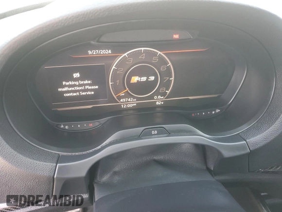 2018 Audi RS 3 z VIN WUABWGFF2J1903261, wystawiony jako Copart lot #73920914 z przebiegiem 49 742 mil mil oraz Nie do naprawy • Non repairable. Historia ofert i sprzedaży dostępna na DreamBid. Obrazek 9.